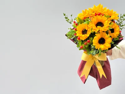 Flores que amam o verão: arranjos vibrantes para presentear