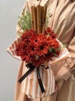 Safira - Buquê de Gerberas e Canelas