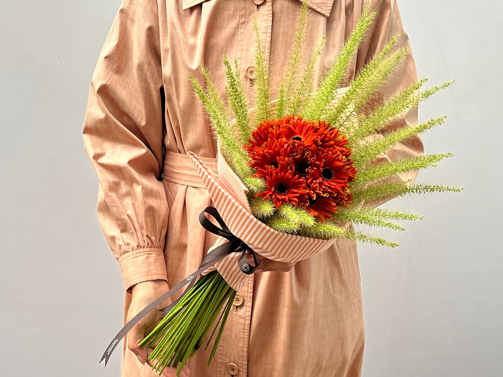 Floricultura protasio Alves Tangerina - Buquê de Gérberas Laranjas - Imagem 1