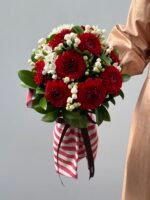 Scarlet - Buquê de Gérberas e Bouvardias