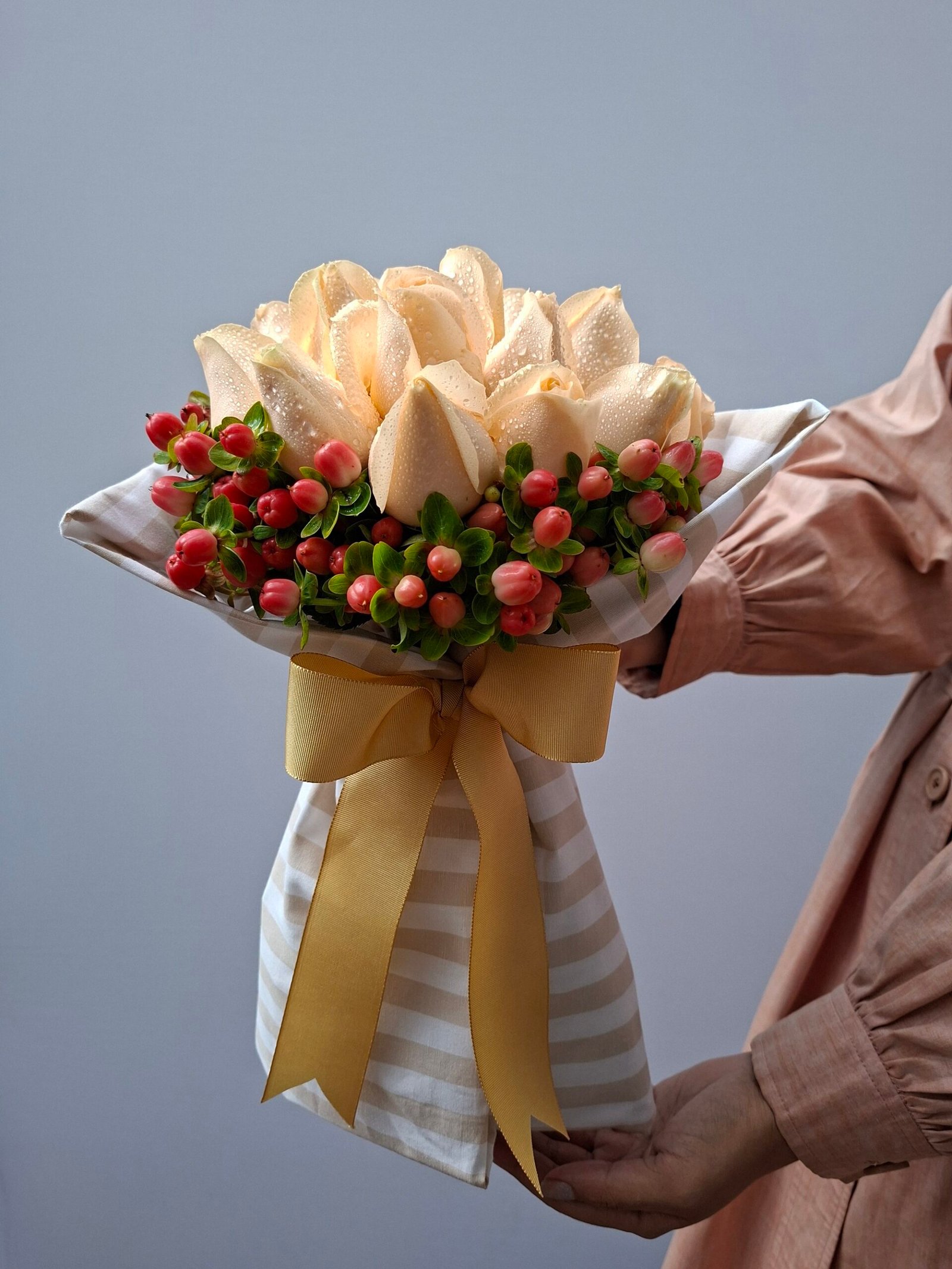 flores de outono Luz de Outono - Buquê de Rosas Champanhe - Imagem 1