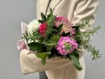 Pink Mood - Buquê de mix de flores - Imagem 3