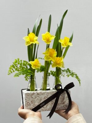Arranjo de NarcissusPorto Alegre Arquitetura das flores Floriculturas perto de mim scaled
