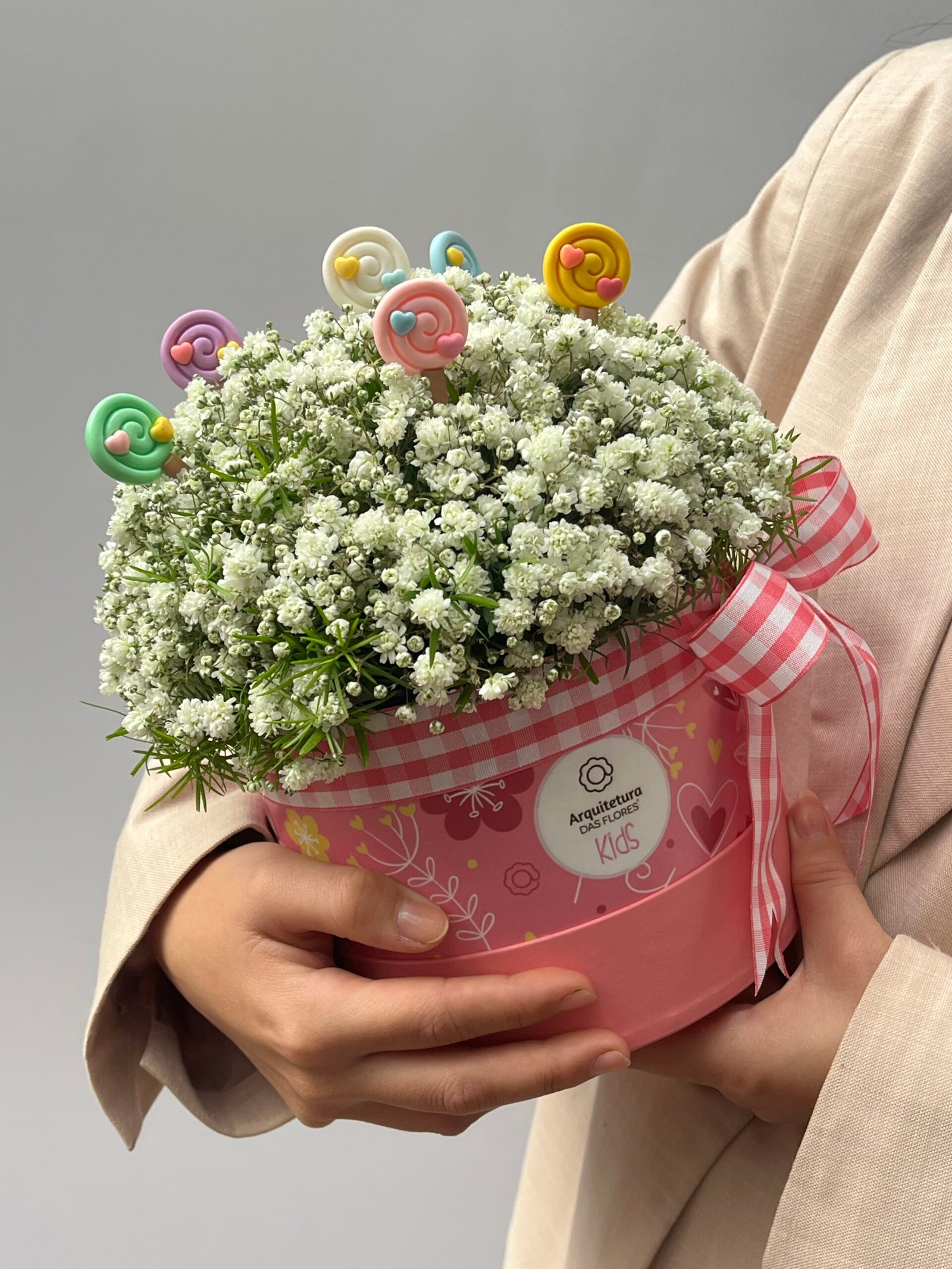 Box infantil para meninas, rosa, Porto Alegre, Arquitetura das Flores, Floriculturas perto de mim (2) Pirulitos & Laços - Box Infantil - Imagem 1