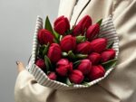 Vermillon - Buquê de 18 Tulipas - Imagem 3