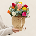 box flower de rosas coloridas