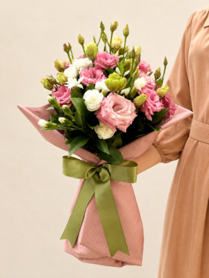 buquê de lisianthus rosa para presente