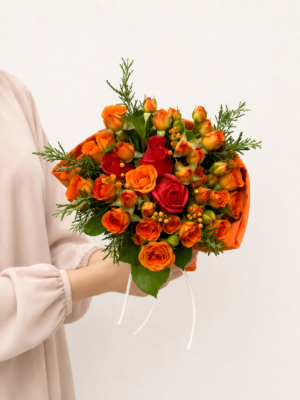 buquê de mini rosas, mini rosas laranja, flores laranjas. buquê de flores cor de laranja, floricultura são joão. floricultura protasio alves