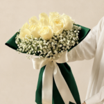 buquê de rosas brancas