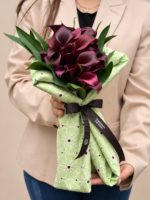 buquê de callas roxas