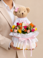 arranjo de mini rosas com ursinho “É menina”