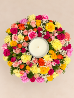guirlanda floral colorida com vela central